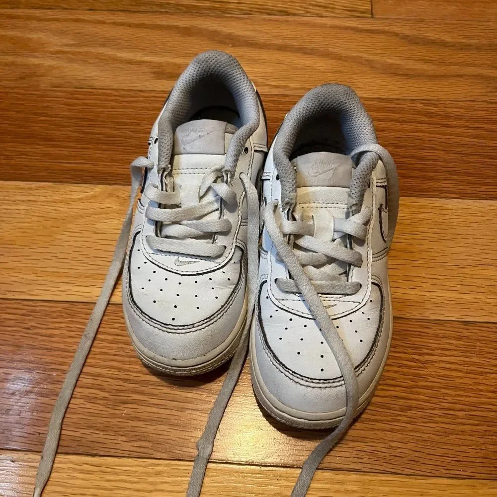 Nike Air Force 1 sneakers size 9c